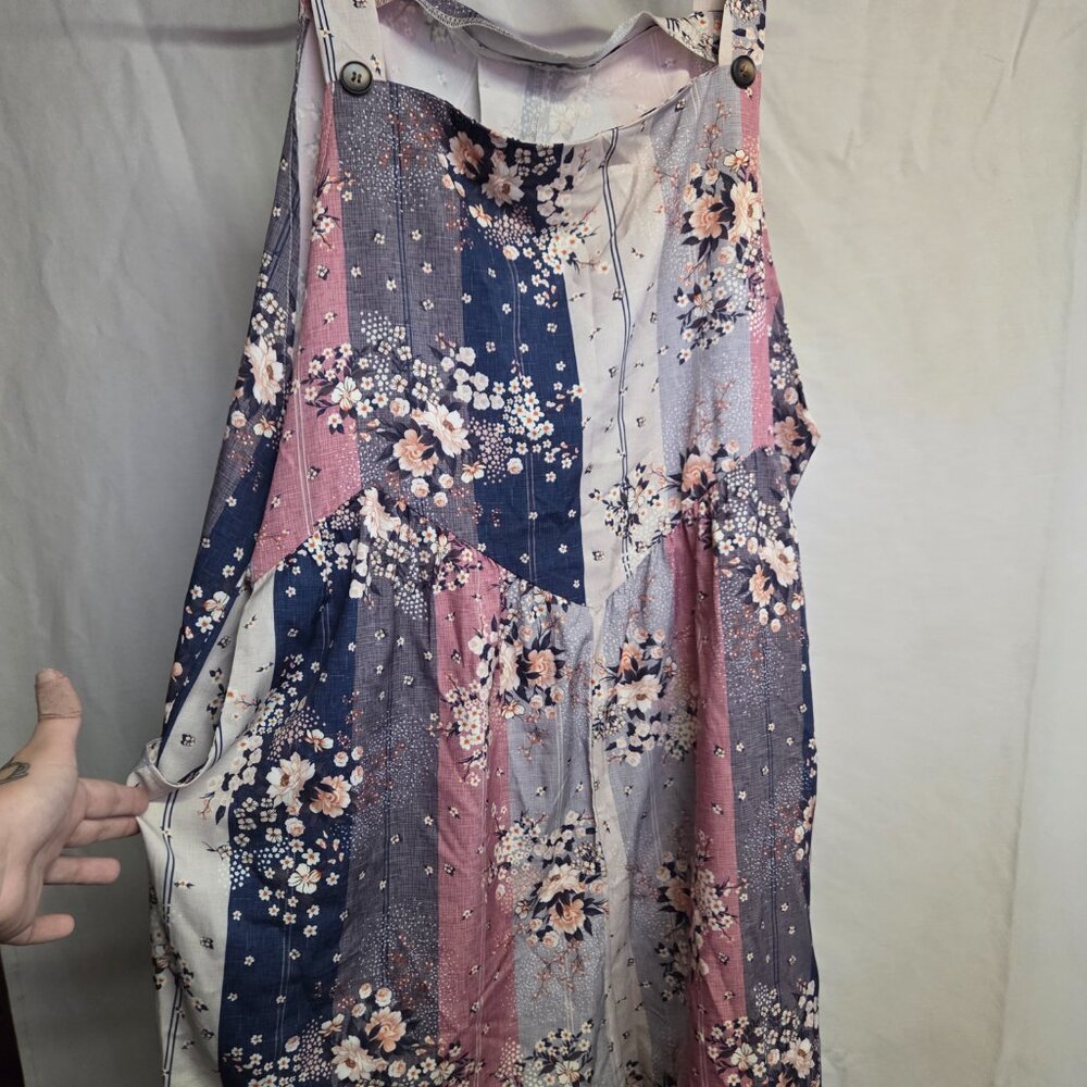 Romper - Picture 2 of 3